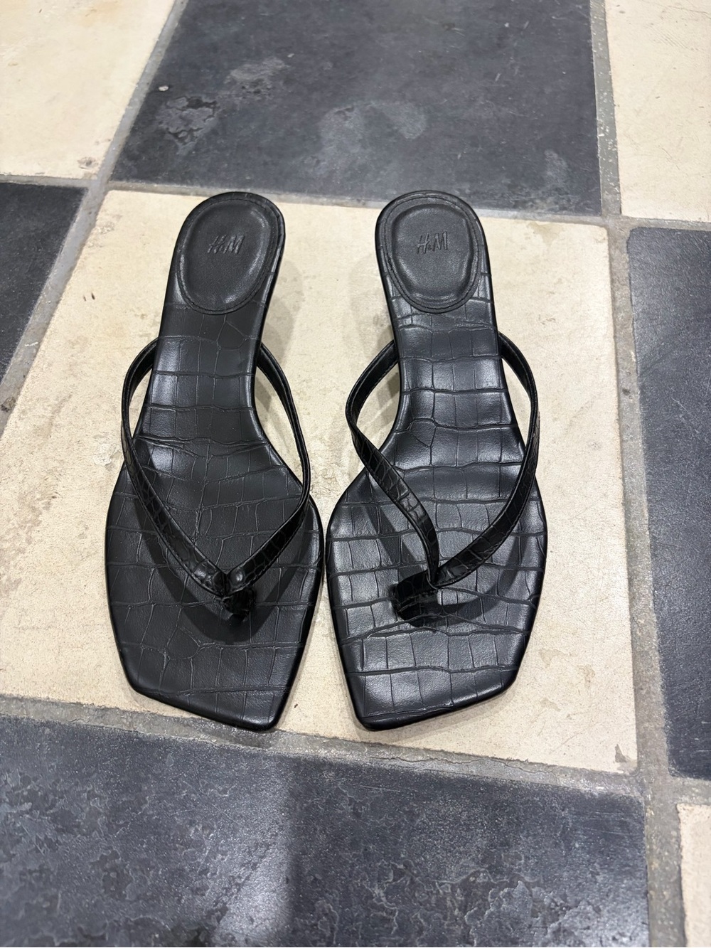 Zara Croc-Effect Kitten Heels
